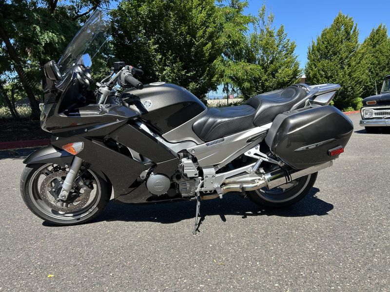 Used 2009 Yamaha FJR1300ES 