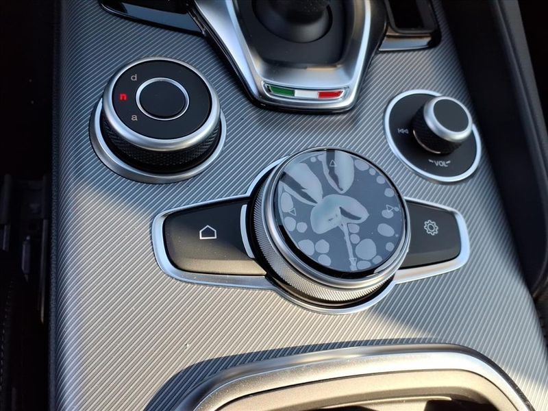 New 2026 Alfa Romeo Giulia VeloceImage 24