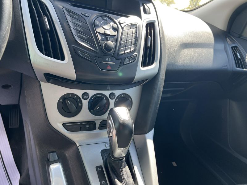 Used 2013 Ford Focus SEImage 19