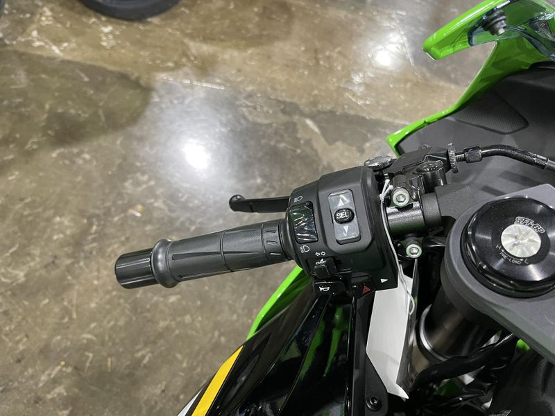 New 2025 Kawasaki NINJA ZX-6R KRT EDITION ABS Image 17