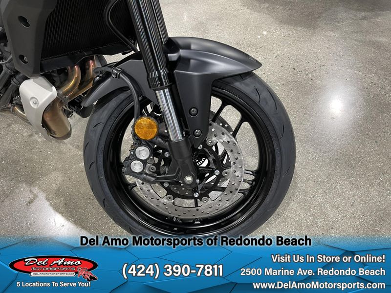 2025 Yamaha MT-07 Image 17