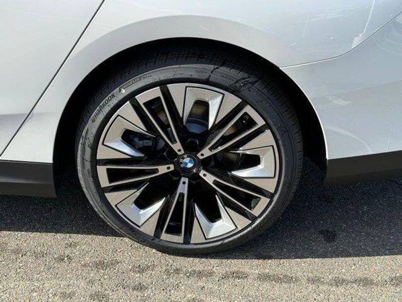 New 2026 BMW 5 Series 530iImage 14