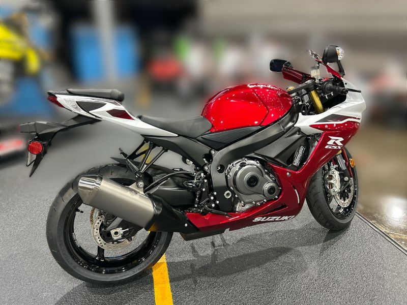 New 2027 Suzuki GSX-R750 Image 13