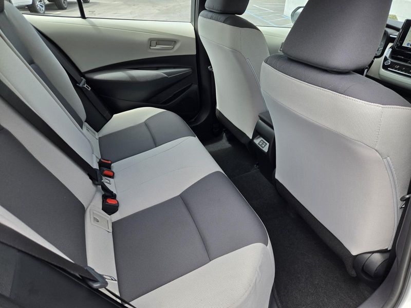 Used 2025 Toyota Corolla LE CVT (Natl)