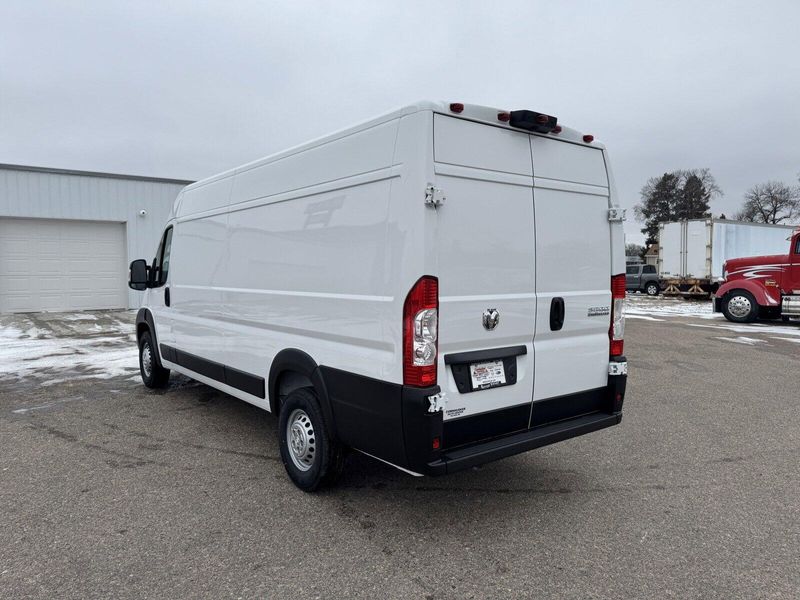 2025 RAM ProMaster Cargo Van TradesmanImage 6