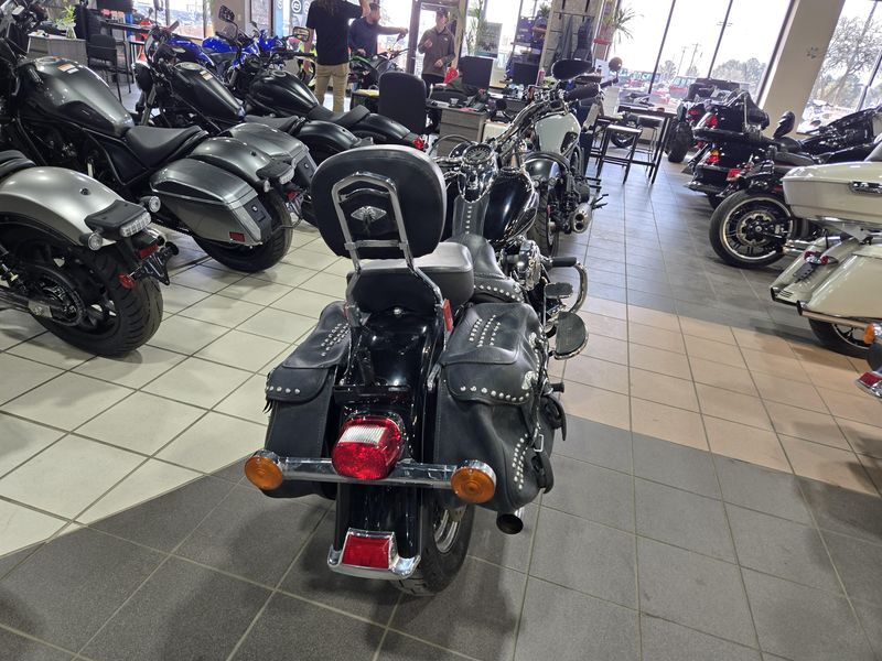USED 2011 HARLEY SOFTAIL HERITAGE CLASSIC Image 10