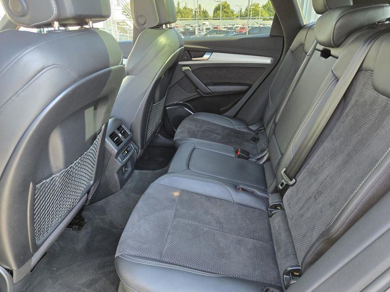 2020 Audi SQ5 Premium photo 24