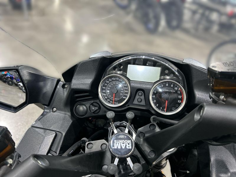 2016 Kawasaki CONCOURS 14 ABS Image 21