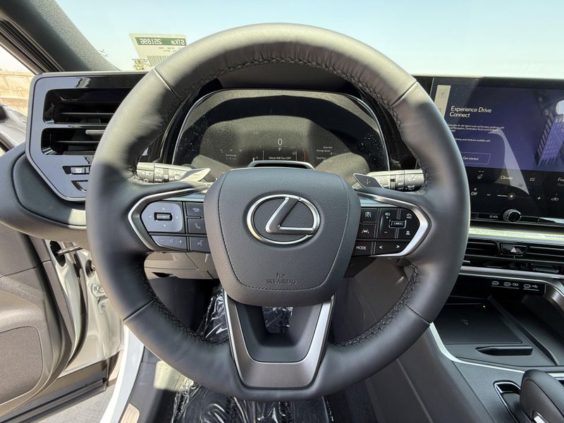 2025 LEXUS TX 350 PremiumImage 21