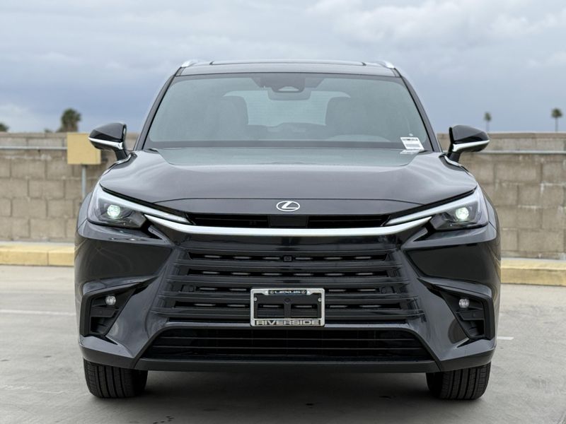 2025 Lexus TX Image 6