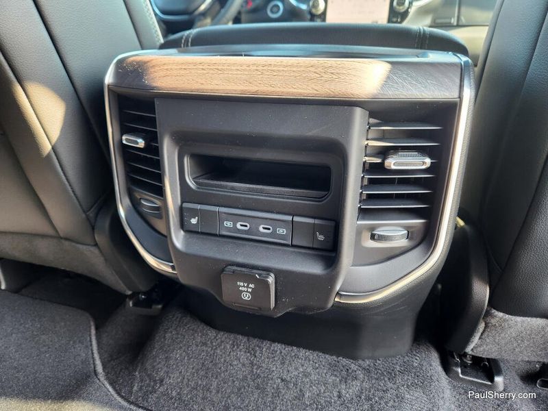 New 2026 RAM 1500 Laramie Crew Cab 4x4 5'7' Box