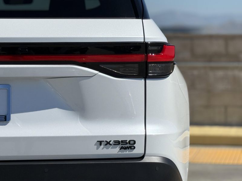 New 2026 Lexus TX 350 PremiumImage 12