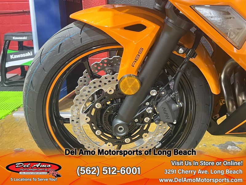2025 Kawasaki NINJA 650 ABS Image 2