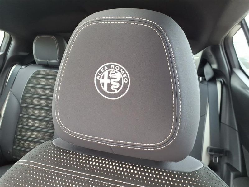 New 2026 Alfa Romeo Tonale Sport Speciale AwdImage 15