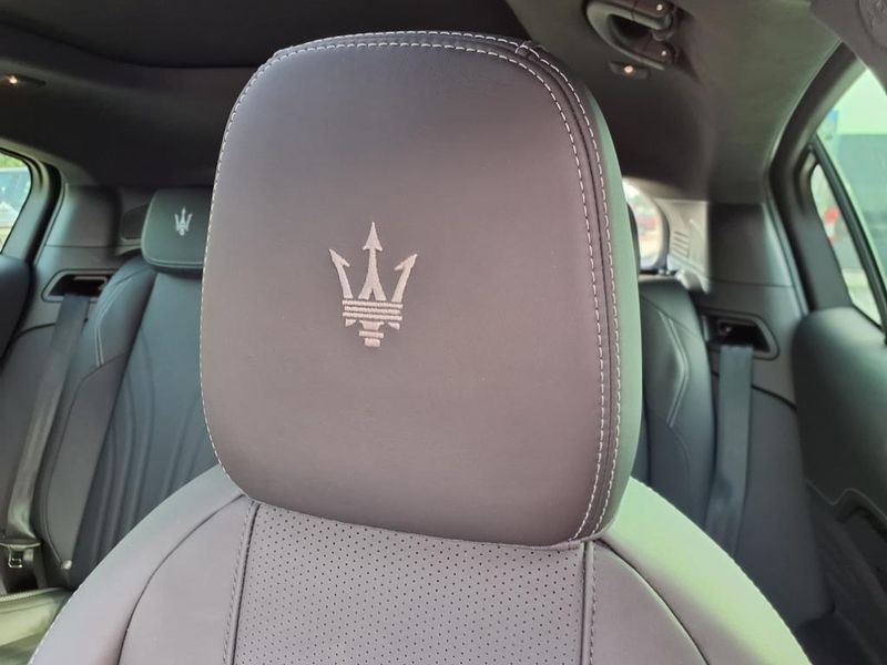 New 2025 Maserati Grecale ModenaImage 16