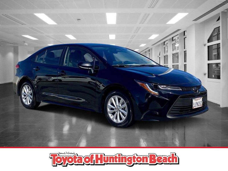 2024 Toyota Corolla LEImage 1