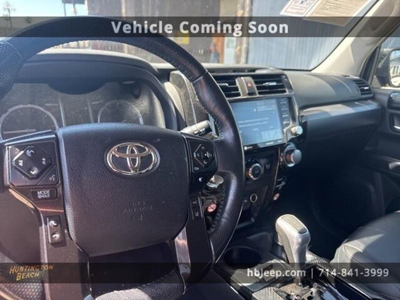 2023 Toyota 4Runner TRD Off-Road PremiumImage 10