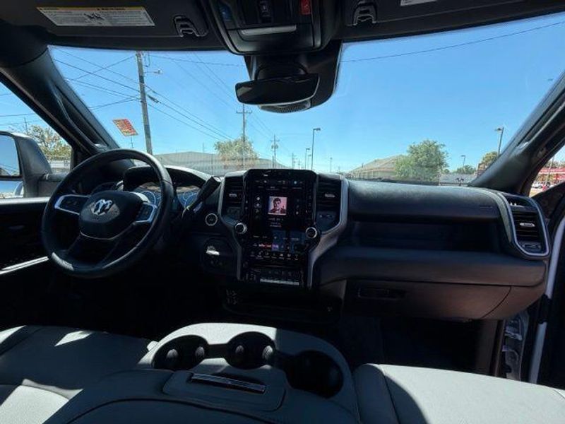 New 2027 RAM 3500 TradesmanImage 13