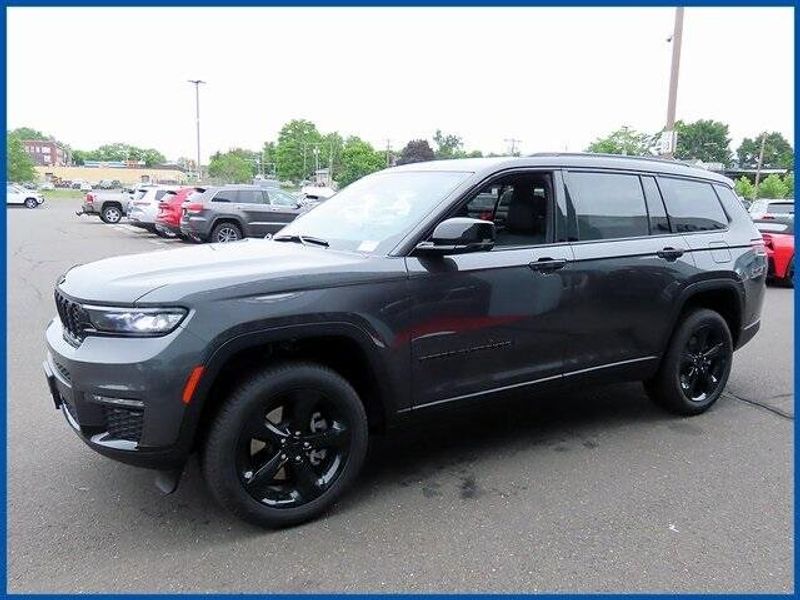 2025 Jeep Grand Cherokee LimitedImage 1