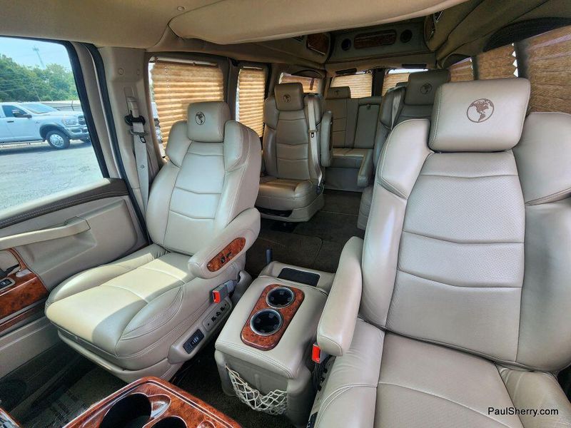 Used 2021 Chevrolet Express Passenger LSImage 31