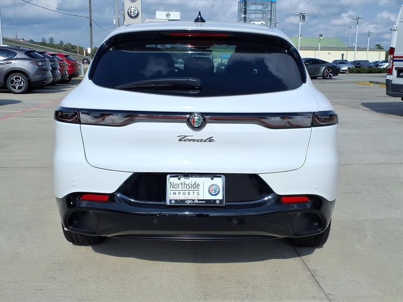 New 2025 Alfa Romeo Tonale AwdImage 7
