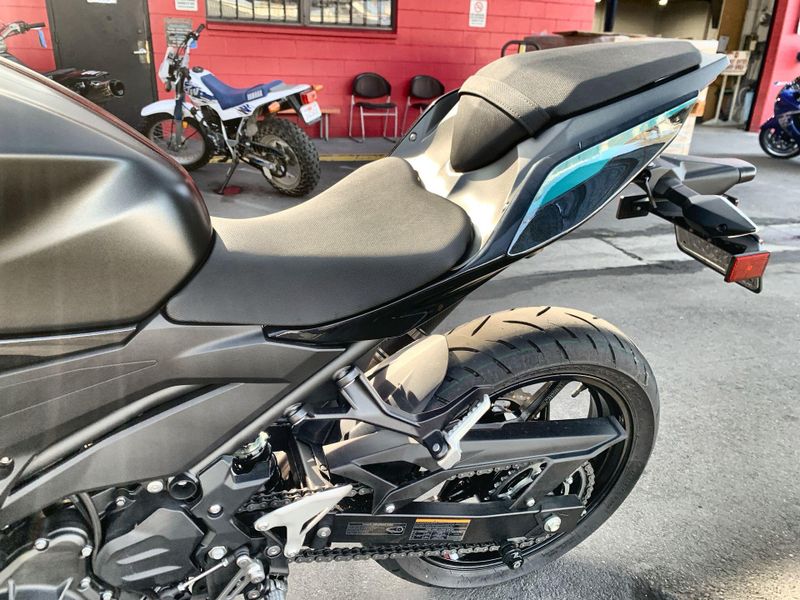 Used 2023 Kawasaki Z400 ABS Image 10