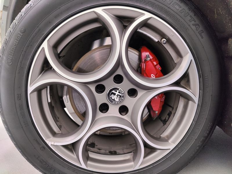 Used 2023 Alfa Romeo Stelvio Sprint AWD w/Sunroof/NavImage 8