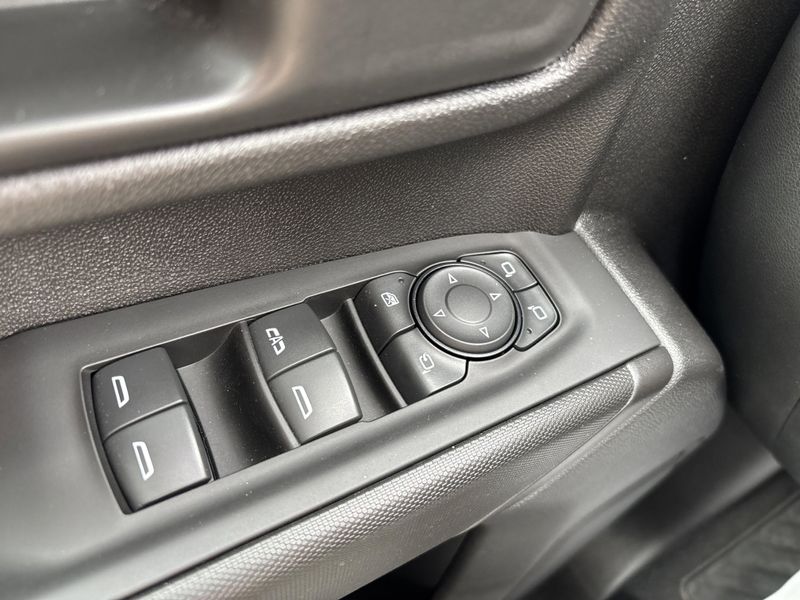 Used 2024 Chevrolet Silverado 2500HD CustomImage 25