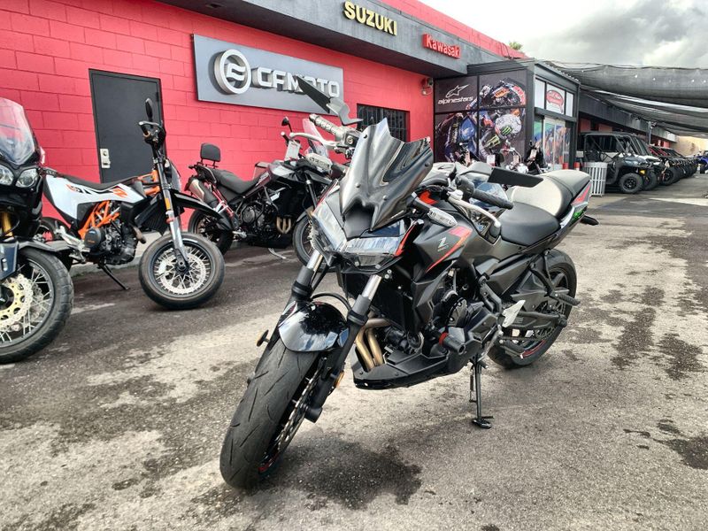 Used 2023 Kawasaki Z650 Base Image 21
