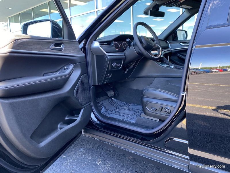 New 2026 Jeep Grand Cherokee L Laredo Altitude 4x4