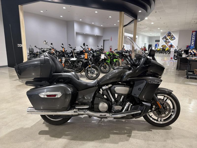 Used 2018 Yamaha Star Venture Image 18