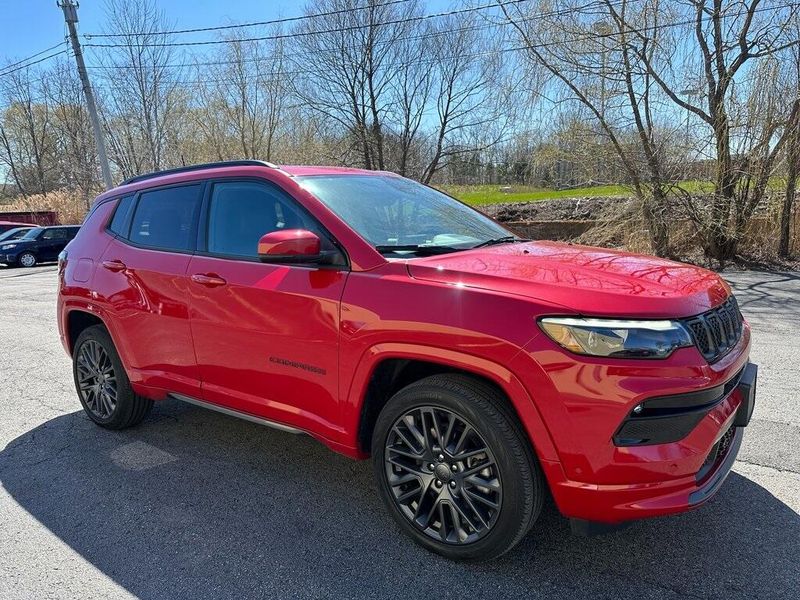 2023 Jeep Compass Red EditionImage 1