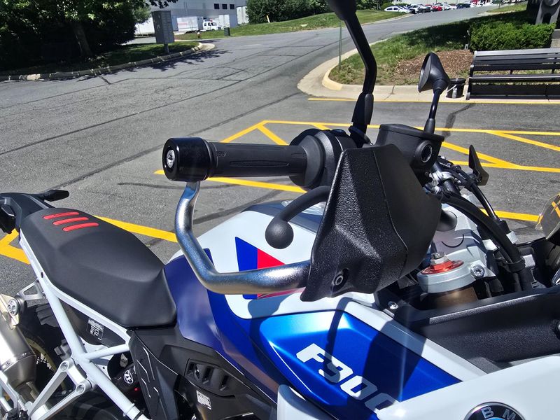 Used 2026 BMW F900GS Image 14