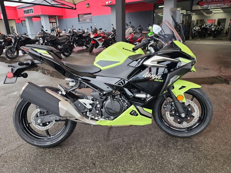 New 2026 Kawasaki NINJA 500 SE ABS Image 11