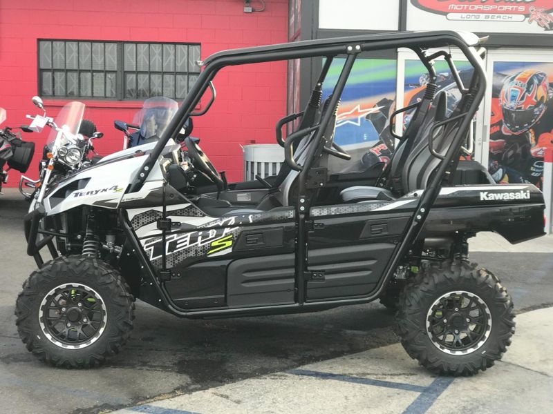 New 2025 Kawasaki TERYX4 S LE  in a ICE GRAY/SUPER BLACK exterior color. Del Amo Motorsports of Redondo Beach (424) 390-7811 delamomotorsports.com 