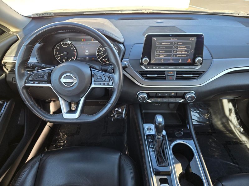 Used 2023 Nissan Altima 2.5 SR AWD Sedan