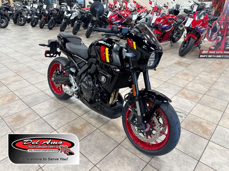 New 2026 Suzuki GSX-8TT Image 1