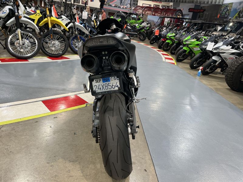 Used 2019 Honda CBR600RR Base Image 12