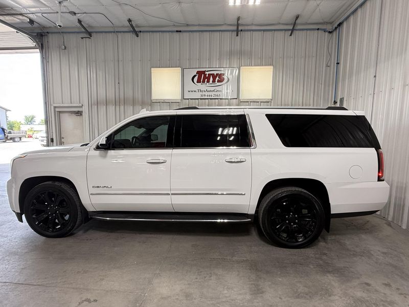 Used 2016 GMC Yukon XL DenaliImage 15