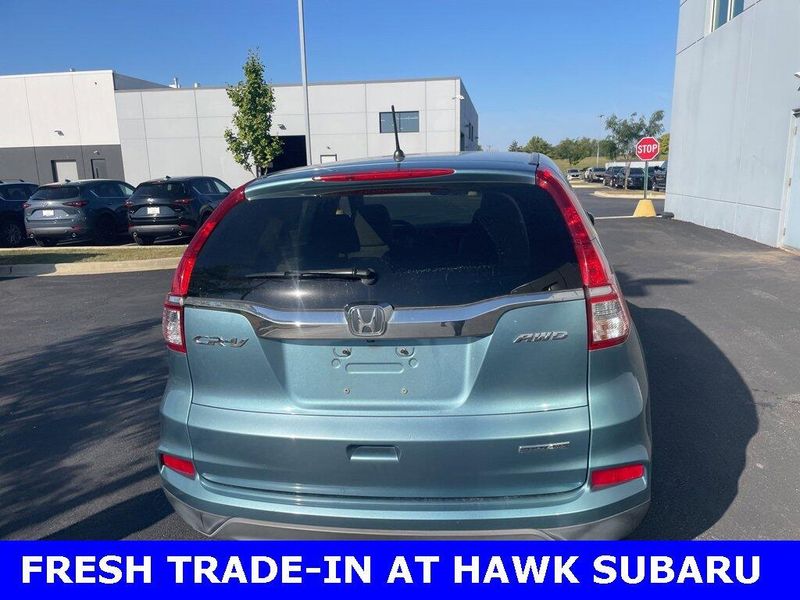 2016 Honda CR-V SE photo 4