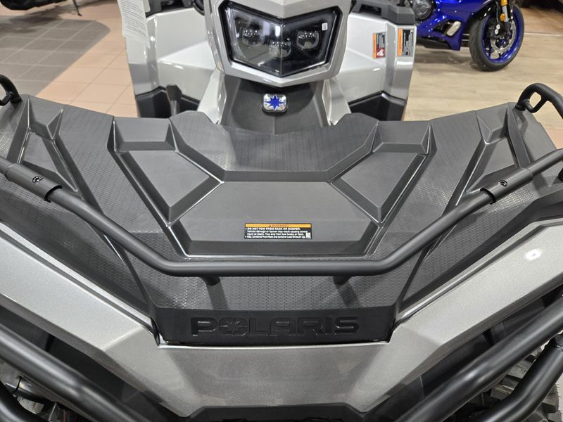 New 2025 Polaris SPORTSMAN 570 ULTIMATE TURBO SILVER Image 9