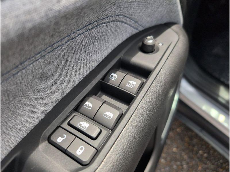 2025 Jeep Compass Latitude 4x4Image 12