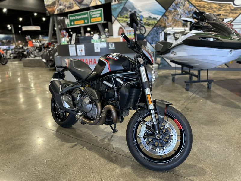 Used 2021 Ducati MONSTER 821 STEALTH Image 11