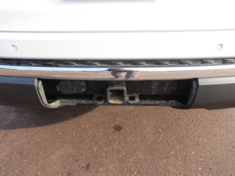 Used 2024 Jeep Grand Cherokee Laredo 4x4 4dr SUVImage 7