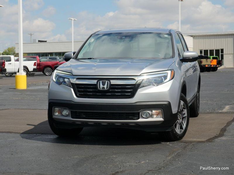 2017 Honda Ridgeline RTL-E photo 4