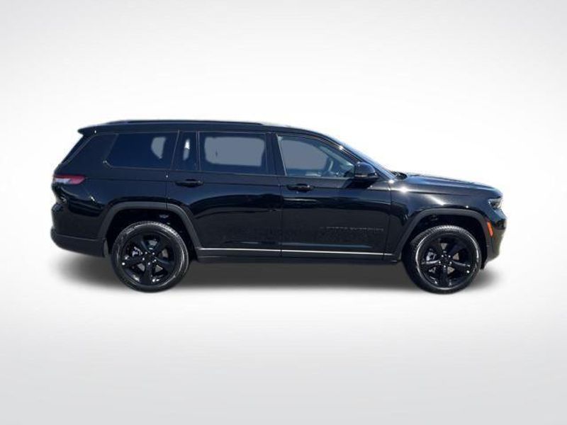 2025 Jeep Grand Cherokee Limited2025 Jeep Grand Cherokee L Limited 4x4