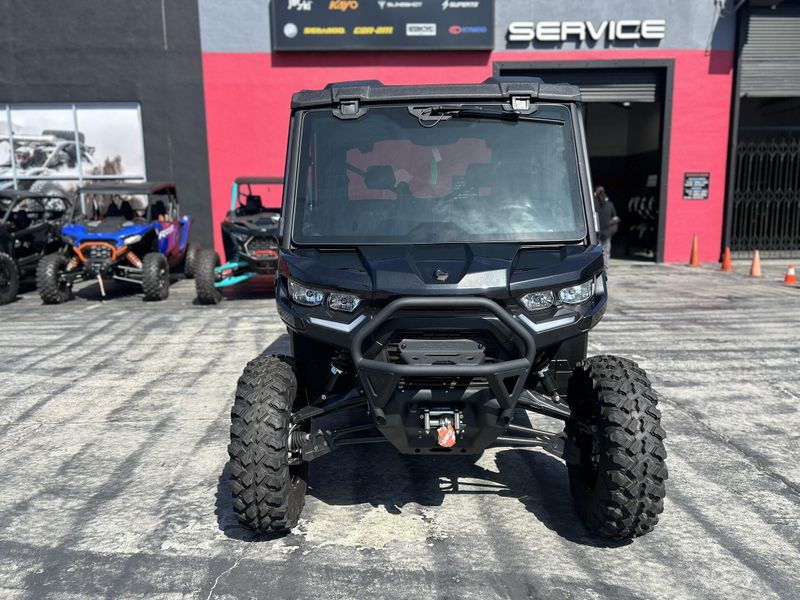 New 2025 Can-Am DEFENDER MAX LONE STAR CAB HD10 Image 12