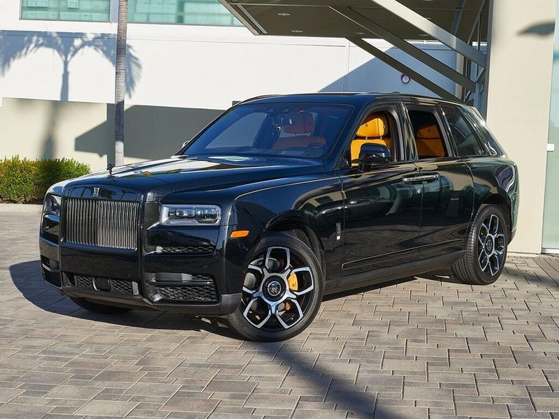 Used 2022 Rolls-Royce Cullinan Image 1