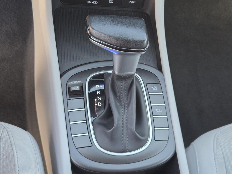 Used 2024 Hyundai Kona SEL FWD