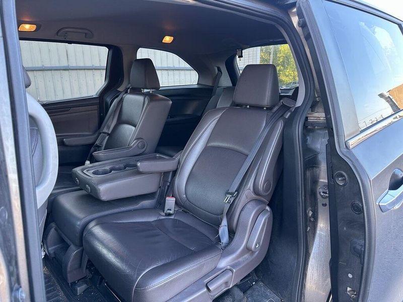 2019 Honda Odyssey EX-L photo 11
